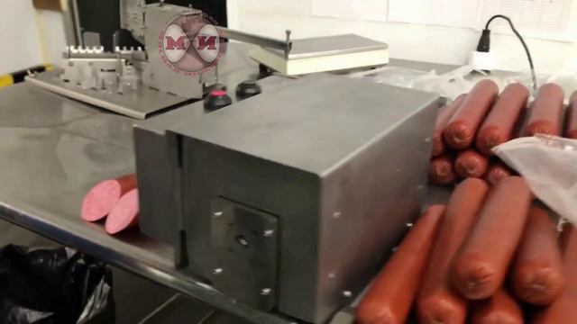 Деклиппер для колбасы (настольная машина для удаления клипс с батонов колбасы) МКС068