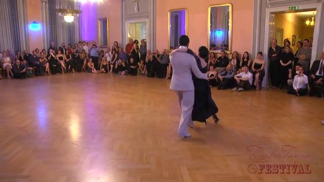 SERGIO MARTIN ALMIRON y GIOVANNA DI VINCENZO - TimeforTango Festival 2016 смотреть онлайн