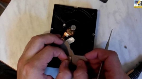 Western Digital WD10EZEX 1TB. Скрытая угроза!