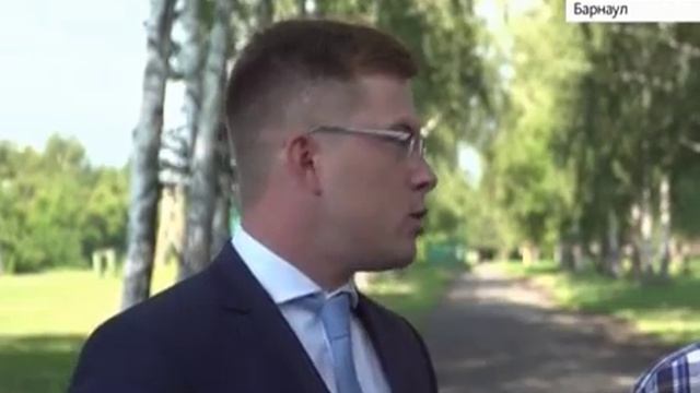 На проспекте Космонавтов в Барнауле навели порядок смотреть онлайн