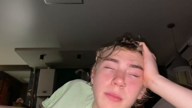 ПЕРЕЕЗД В МОСКВУ///НАМ ПЛОХО смотреть онлайн