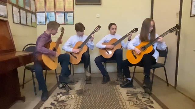 Ф.Каруллі "Рондо". Ю. Стасюк "Капріччіо". Виконує квартет гітаристів. смотреть онлайн