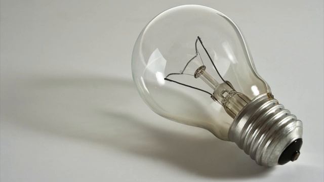 Почему засунуть лампочку в рот можно, а вынуть нельзя? смотреть онлайн