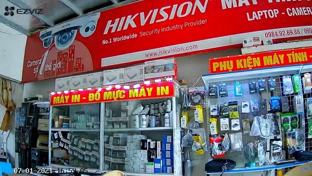 Hình ảnh thực Camera EZVIZ TY2 2.0MP смотреть онлайн