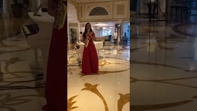 "Dance monkey" saxophone Liubov Petruchyk смотреть онлайн