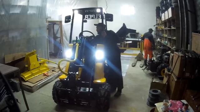 Мини погрузчики Helper, немного о производстве смотреть онлайн