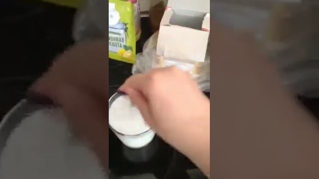 Как сделать лимонад-шипучку? Лимонад со сгущенкой смотреть онлайн