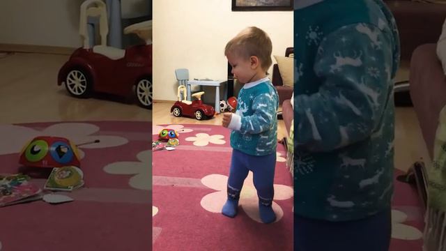 А ты давай танцуй, что смущает тебя? Дмитрий Монатик в детстве!) And you dance, what confuses you? смотреть онлайн