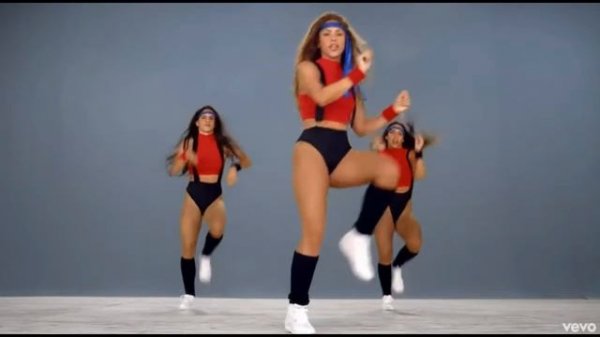 Смысл клипа Black Eyed Peas, Shakira- GIRL LIKE ME| Разбор клипа #GIRLLIKEME #Shakira #BlackEyedPea