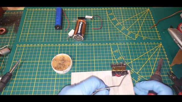 VOLTAGE BOOSTER 1 5 VOLT TO 20V 3 7 V TO 32 VOLT DC D718 смотреть онлайн