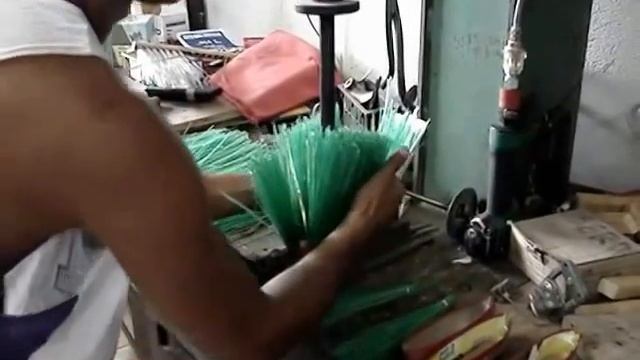 Веревка из пластиковых бутылок. Метелка из ПЭТ бутылки смотреть онлайн