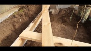 ГРЯДКИ В ТЕПЛИЦЕ СВОИМИ РУКАМИ!!! Очень Крутой Вариант Грядок из Плоского Шифера и Досок!!!