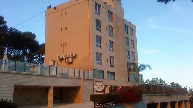 Marom Hotel - Haifa - Israel смотреть онлайн