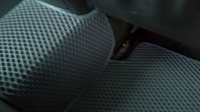 Коврики Эва на Mersedes E-класс W211 смотреть онлайн