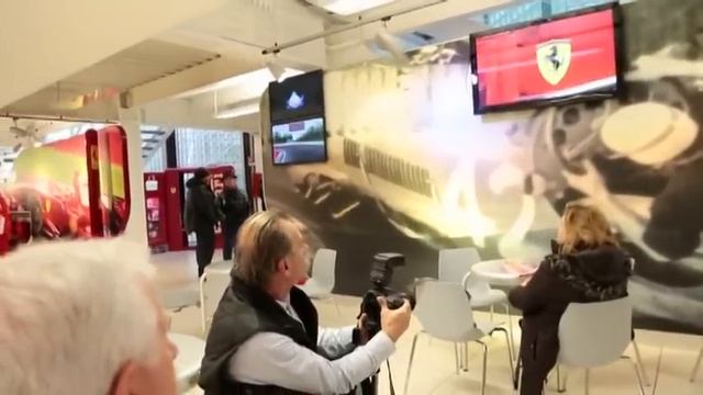 Ferrari, a Maranello attesa per la F138 смотреть онлайн