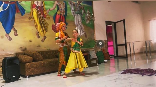 Танец гопи с Кришной .Одисси#dancevideo #krishna #radhakrishna смотреть онлайн