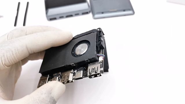 Khadas Edge2 DIY Case Assembly смотреть онлайн