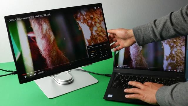 Portable, 18", 120Hz, HDR Monitor for $240?!?!? LIES? [UPerfect UXbox E4] смотреть онлайн