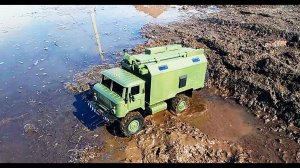 ГАЗ-66 ШИШИГА НА БЕЗДОРОЖЬЕ! Ездим по грязи и снегу.Тест драйв.  RC OFF ROAD 4X4.Про машинки.