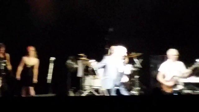Holy Holy perform David Bowie's 'The Man Who Sold The World смотреть онлайн