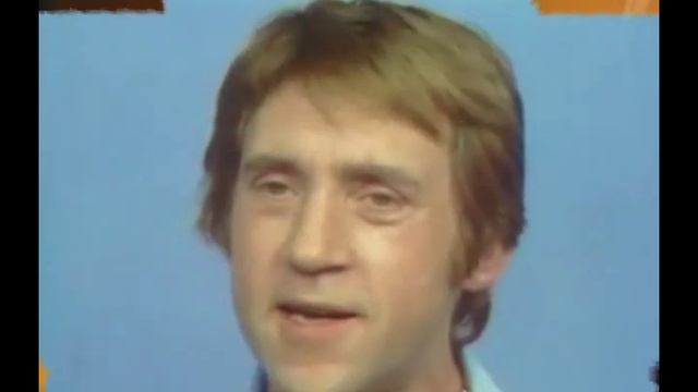 В. Высоцкий - Кони привередливые смотреть онлайн