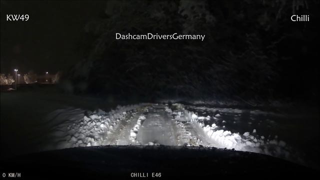 Irrer Audi-Fahrer, Heftiges Ausweichmanöver und BMW-Abflug bei Schnee | DDG Dashcam Germany | #336 смотреть онлайн