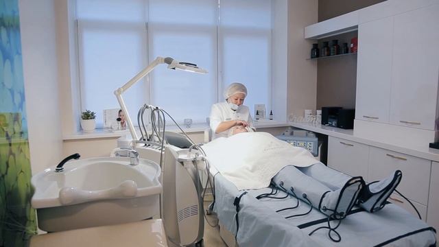Лазерное удаление растяжек и rf лифтинг смотреть онлайн