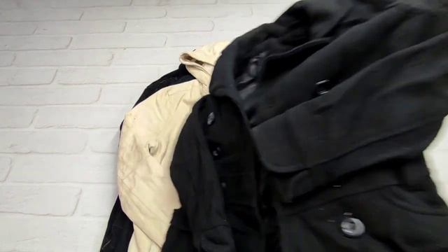 АКЦИЯ!ПАЛЬТО МИКС 3,85 ЕВРО ЗА КГ смотреть онлайн