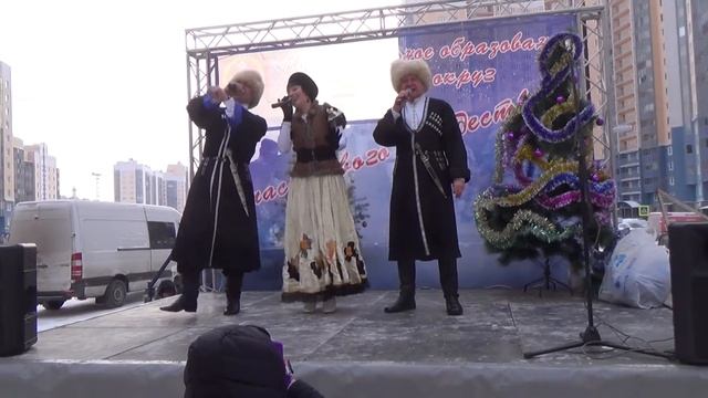 Наталья Михайлова и ансамбль казачьей песни "Кунаки" - "Ты прости меня родная" смотреть онлайн