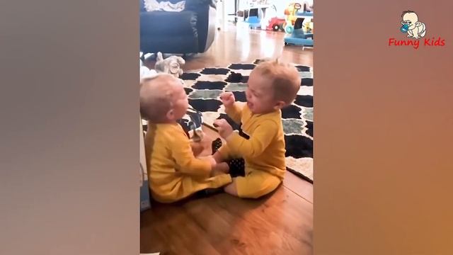 Funny Kids #60 ★ Веселые детки #60 ★ Funny videos with kids ★ Близняшки шалят ★ Coub смотреть онлайн