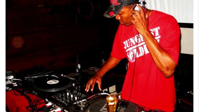 Dee Patten - Who's The Badman - Mr Joseph Remix смотреть онлайн