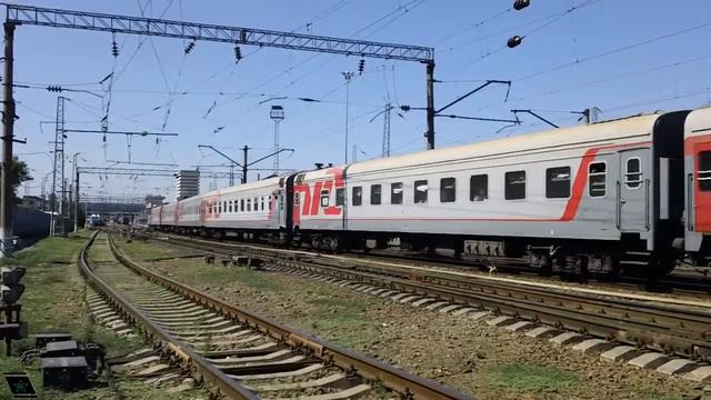 ЭП1М-671, ЭП1М-516 с поездом Москва - Грозный смотреть онлайн