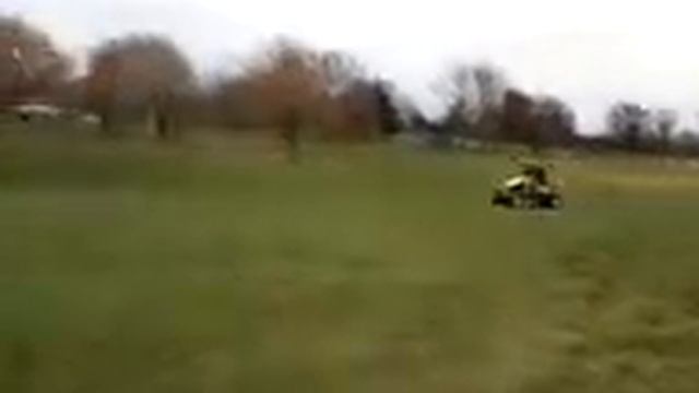 Suzuki quadsport z400 wheelie смотреть онлайн