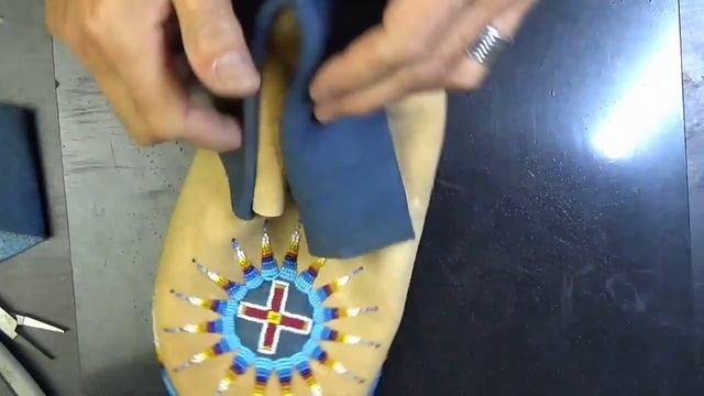 Beadwork Project #6 / Original Moccasins #4 смотреть онлайн