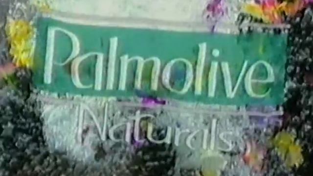 Мыло Palmolive Naturals.