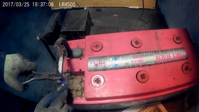 Восстановление клеммы аккумулятора смотреть онлайн