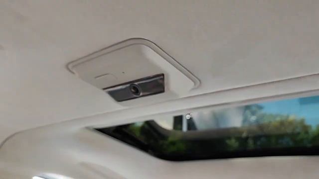 Минивэны из Кореи в наличии в Москве Hyundai Staria 4WD белый Lounge Inspration параллельный импорт