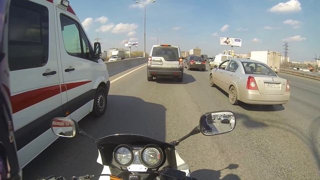 Опасный момент! (Honda cb400sf)