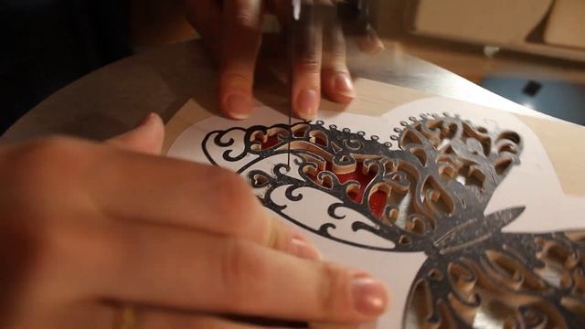 Выпиливание лобзиком из фанеры. Бабочка. Scroll sawing butterfly with JET JSS 16 смотреть онлайн