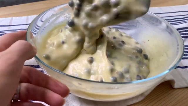 Простой быстрый и очень вкусный пирог с ягодами на скорую руку! | Easy berry pie | Мари Геворгян смотреть онлайн