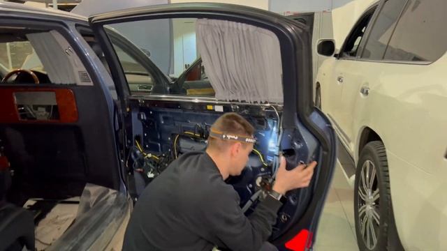 Maybach S62 ч.2 - ремонт доводчиков, кондиционер