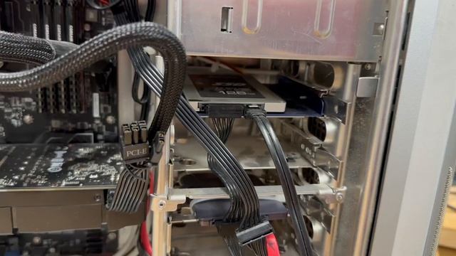 How a "simple" Windows 11 Upgrade went totally out of control [MSI Gaming Pro X370 & Ryzen 9 3700X] смотреть онлайн