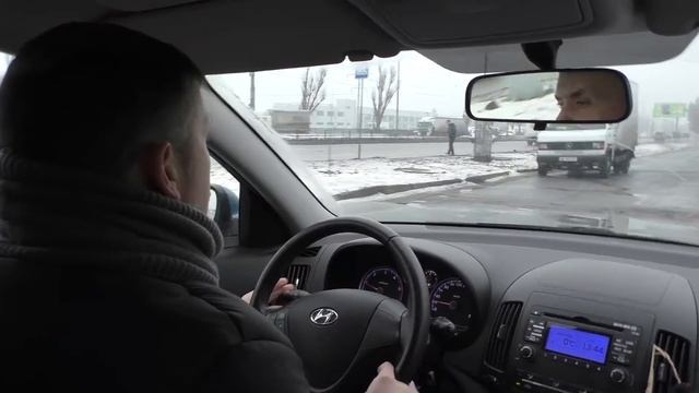 Драйв-обзор автомобиля Hyundai i30 (часть 1) смотреть онлайн