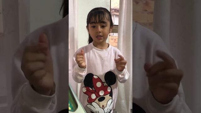 Percusión corporal Sarah Barajas смотреть онлайн