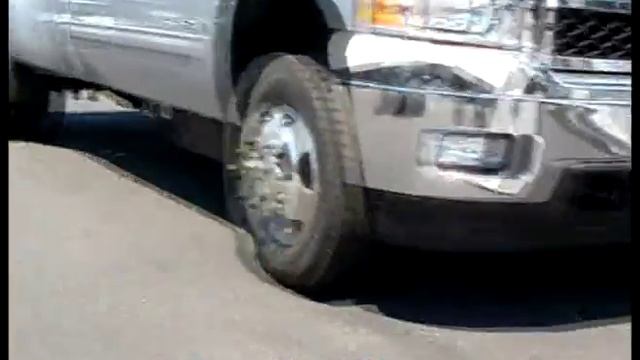 2013 Silverado 3500 HD Crew Cab Silver Ice Metallic 4WD Duramax Diesel смотреть онлайн