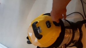 Водопылесос Kolner KVC1800DS  для сухой и влажной уборки