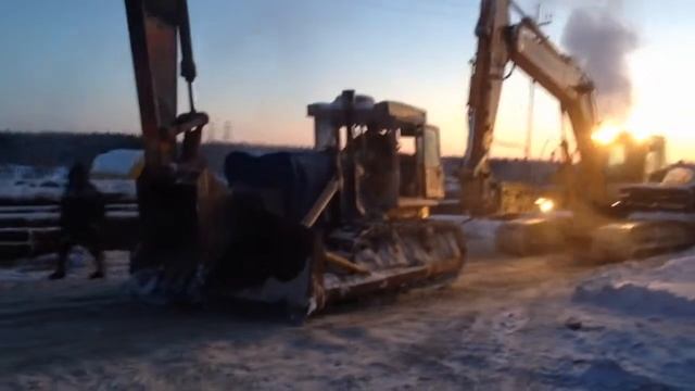 Как завести трактор в -40??? смотреть онлайн