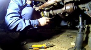 Ремонт УАЗ патриот. Раздавило сальник поворотного кулака