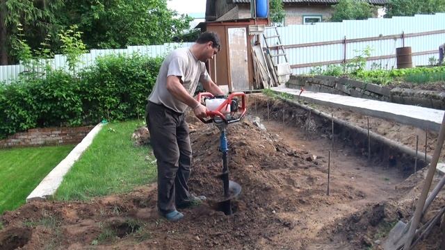 Бензобур ADA GroundDrill-8 в комплекте со шнеком Drill 250 (800 мм) - грамотное использование. смотреть онлайн