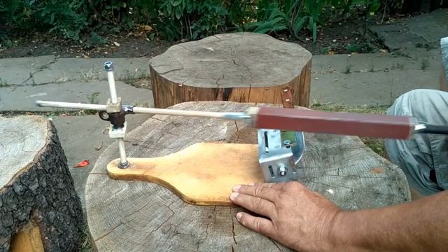 Заточной станок,простой в изготовлении и универсальный по возможностям. смотреть онлайн